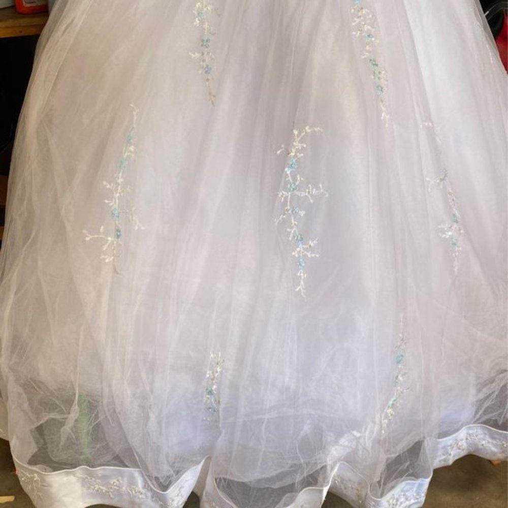 DRESS - Picture 2 of 4